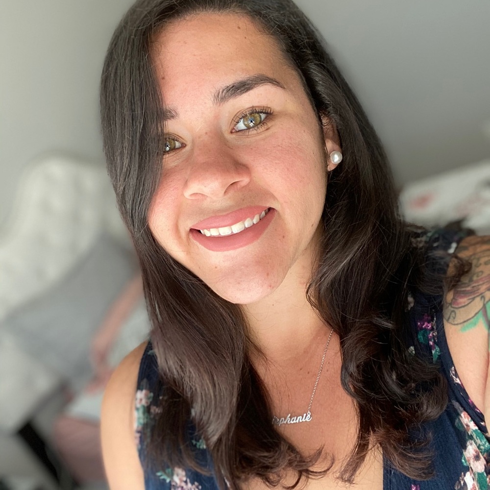 Meet your Posher, Stephanie